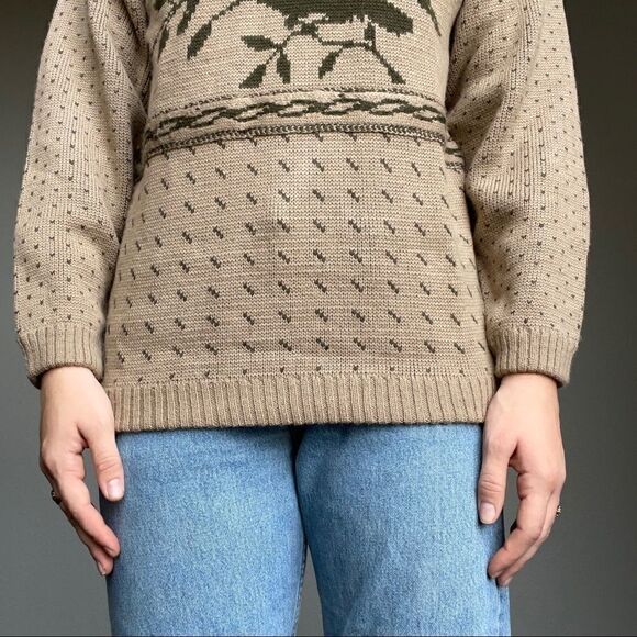Vintage Women’s Espirt Tan Green Wool Blend Bird Mock Neck Sweater Sz S - Picture 4 of 8